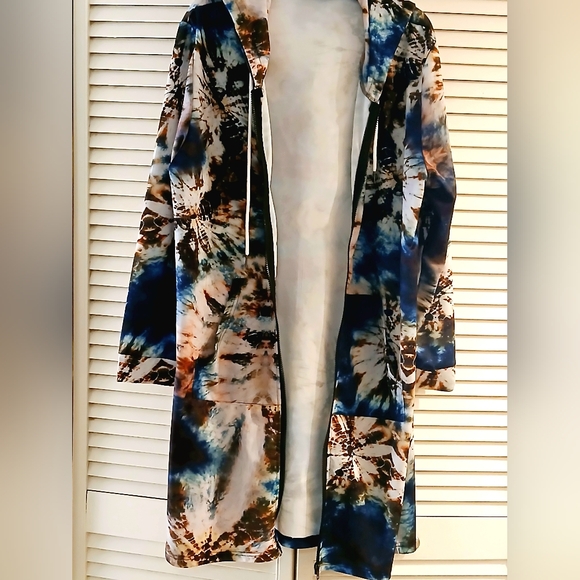 Jacket, light, full length zip-up with hoodie - Picture 3 of 6